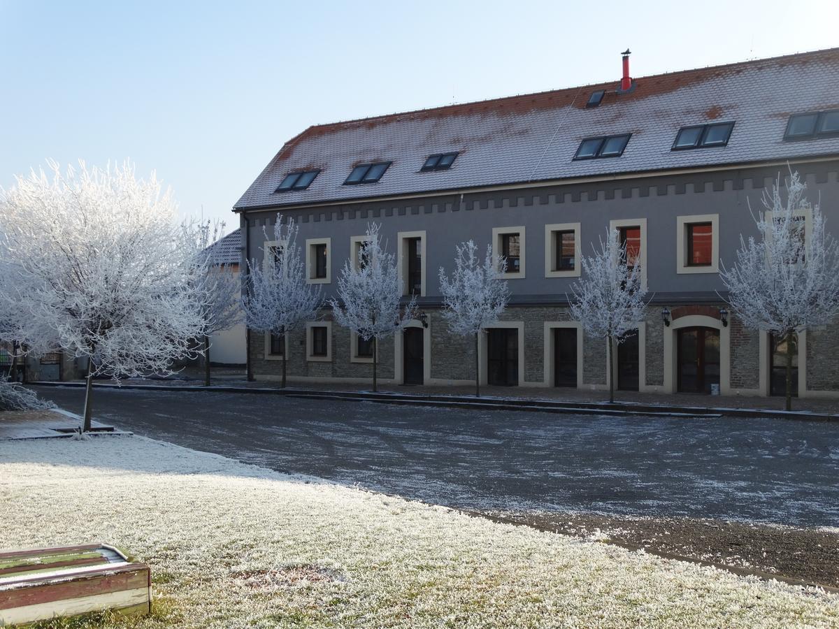 Chateau Nightingales Hostoun Εξωτερικό φωτογραφία